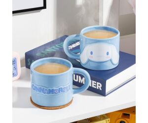 Taza en relieve paladone hello kitty canela