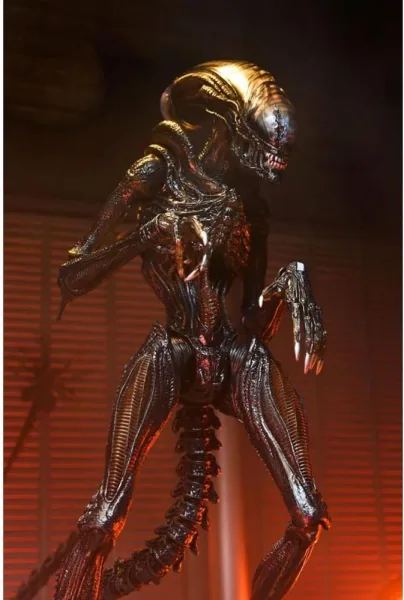 Ultimate scorched xenomorph scale action fig. 23 cm alien: romulus