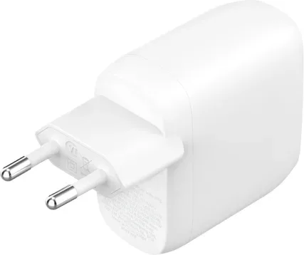 Belkin BoostCharge Pro Universal Blanco Corriente alterna Carga rápida Interior