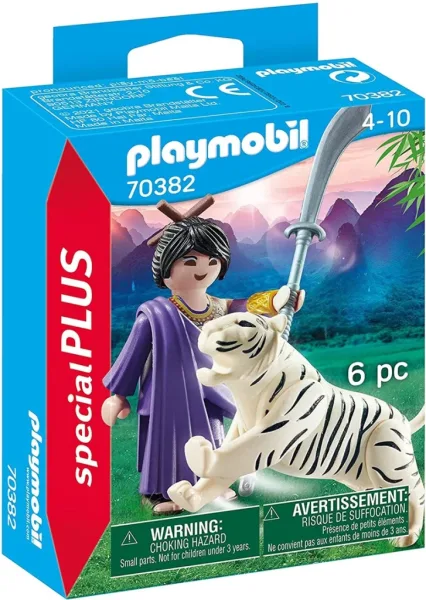 Playmobil luchadora asiatica con tigre