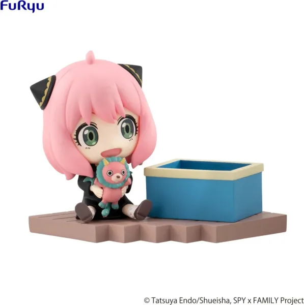 Figura good smile company spy x family anya forger hold