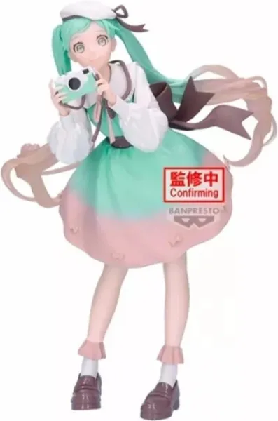 Figura banpresto hatsune miku holiday memories camera 20cm