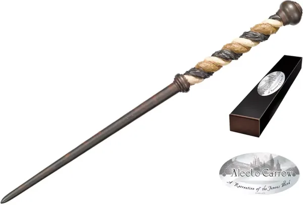 Replica the noble collection harry potter alecto carrow varita con caja y placa de identificacion