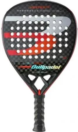 Pala de Pádel Bullpadel Vertex 03 Pro 22 (Tello Chingotto)/ Negra y Roja